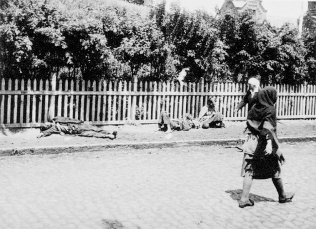 Starved peasants on a street in Kharkiv, 1933.